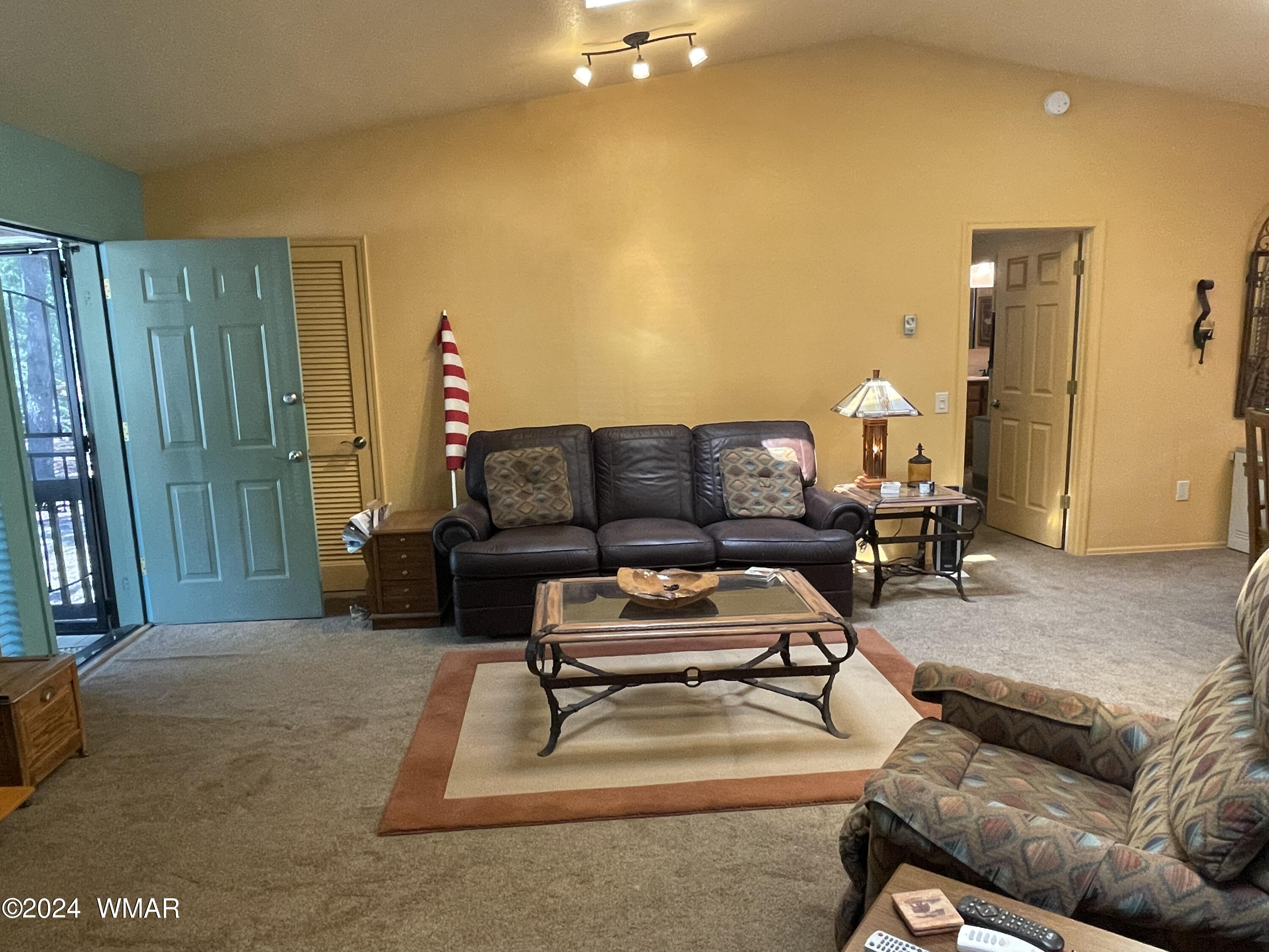 3933 Snow Circle Pinetop, AZ 85935 - Photo 7 of 25