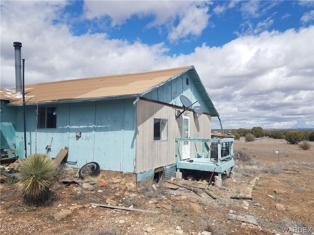 507 Pumphouse Road Seligman, AZ 86337 - Photo 47 of 56 10