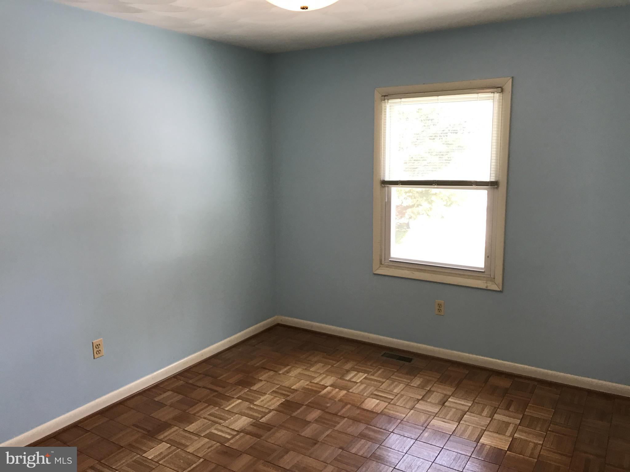 16003 Trenton Road Upperco, MD 21155 - Photo 10 of 22 an empty room with a window