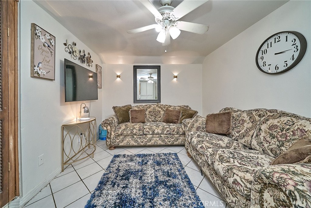 4801 Jackson Street, Unit C Riverside, CA 92503 - Photo 17 of 56