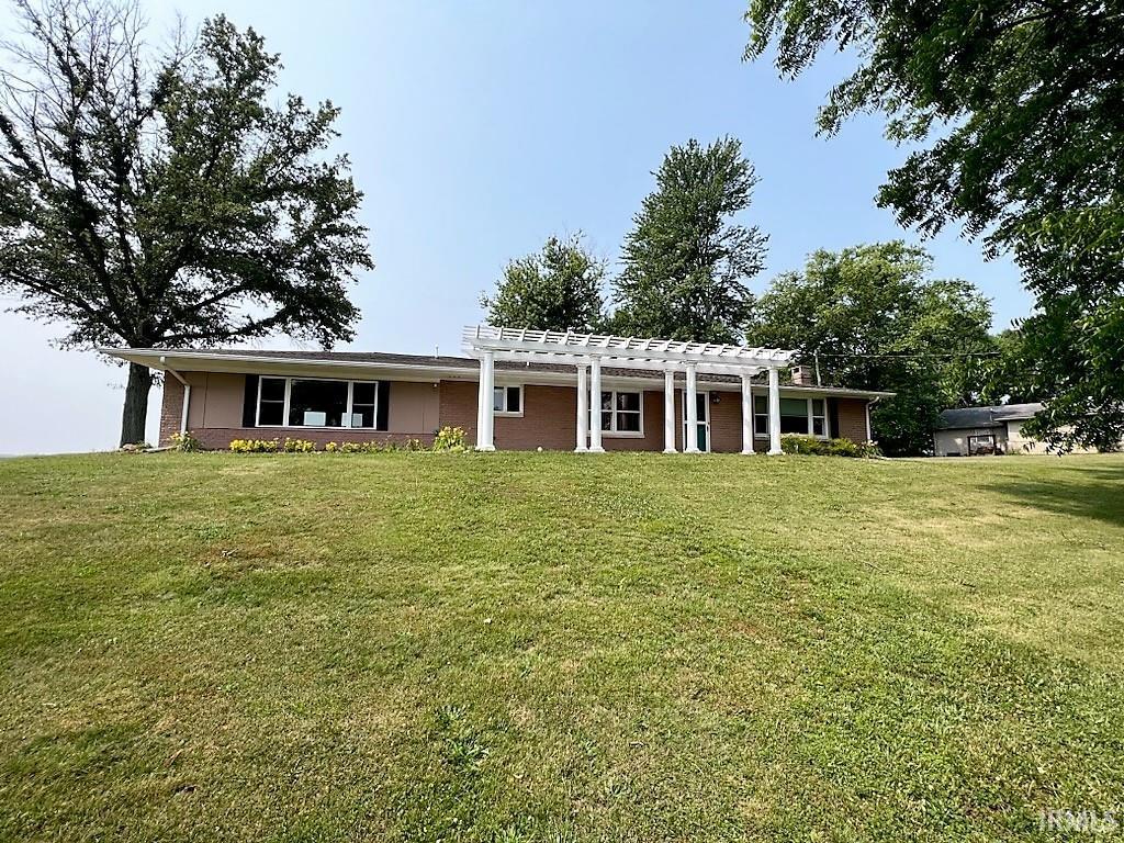 1695 East Hillbrook Road Jasper, IN 47546 - Photo 4 of 15 Gallery Image 4