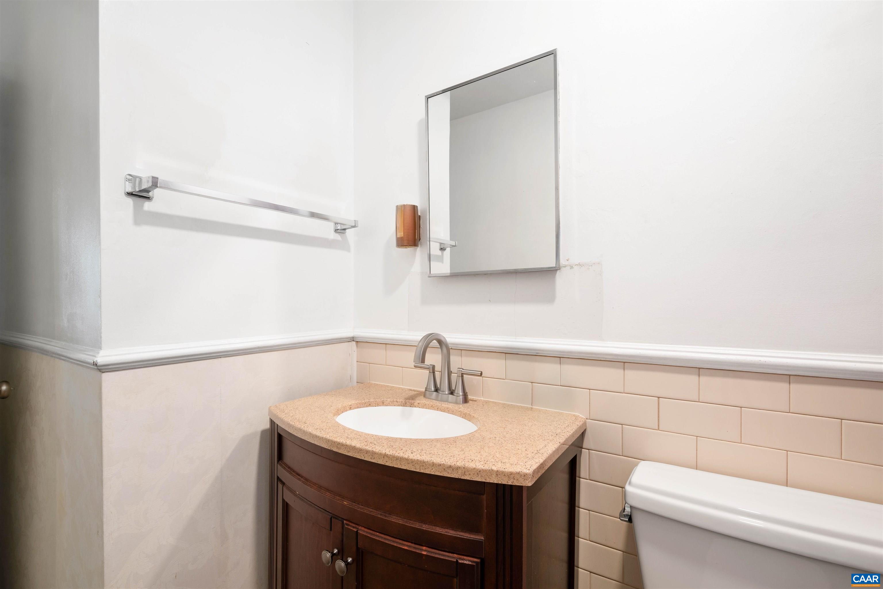 910 Ridge Street Charlottesville, VA 22902 - Photo 17 of 30 Gallery Image 17