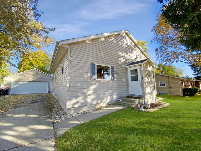 $264,900 | 515 Johnson Avenue, Clinton, WI 53525