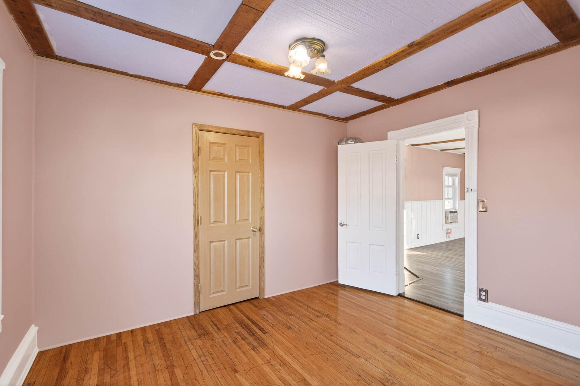 3905 North 6th Street Minneapolis, MN 55412 - Photo 14 of 28