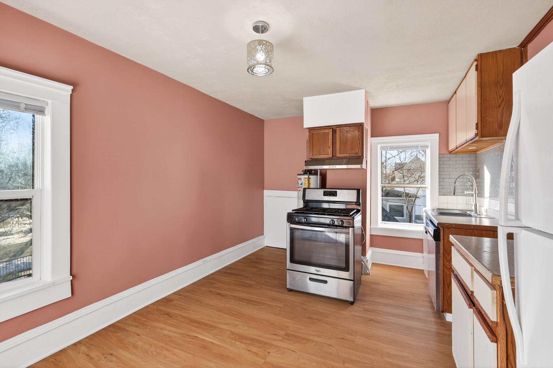 3905 North 6th Street Minneapolis, MN 55412 - Photo 6 of 28