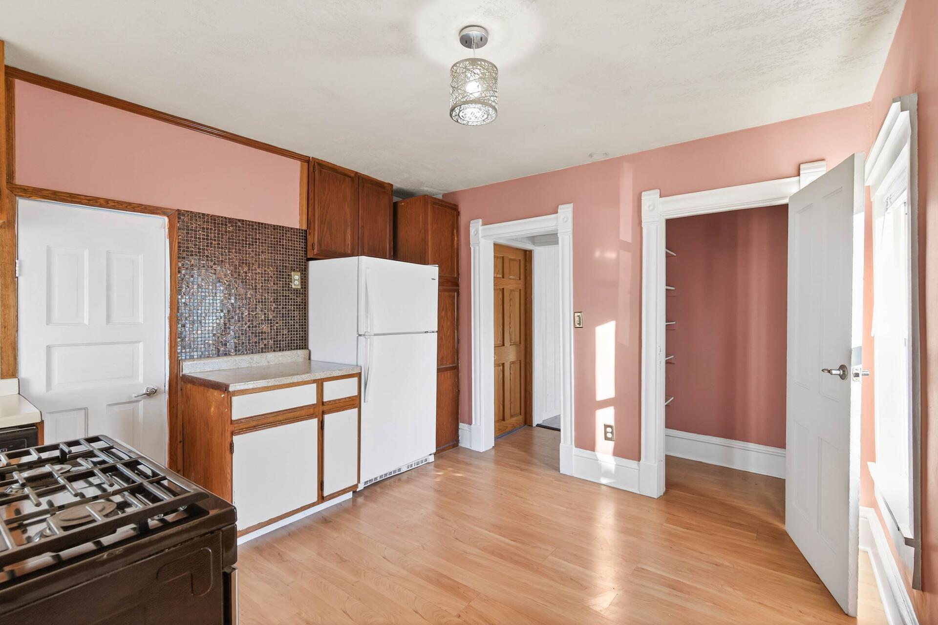 3905 North 6th Street Minneapolis, MN 55412 - Photo 8 of 28