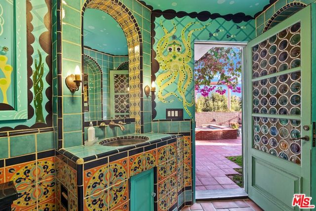 $21,500,000 | 2188 Ponet Drive, Los Angeles, CA 90068