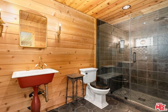 $21,500,000 | 2188 Ponet Drive, Los Angeles, CA 90068