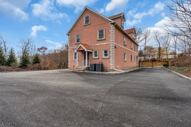 $625,000 | 30 Highway 181, Lake Hopatcong, NJ 07849