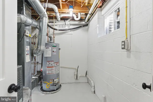 $965,000 | 8615 Kerry Lane, Springfield, VA 22152