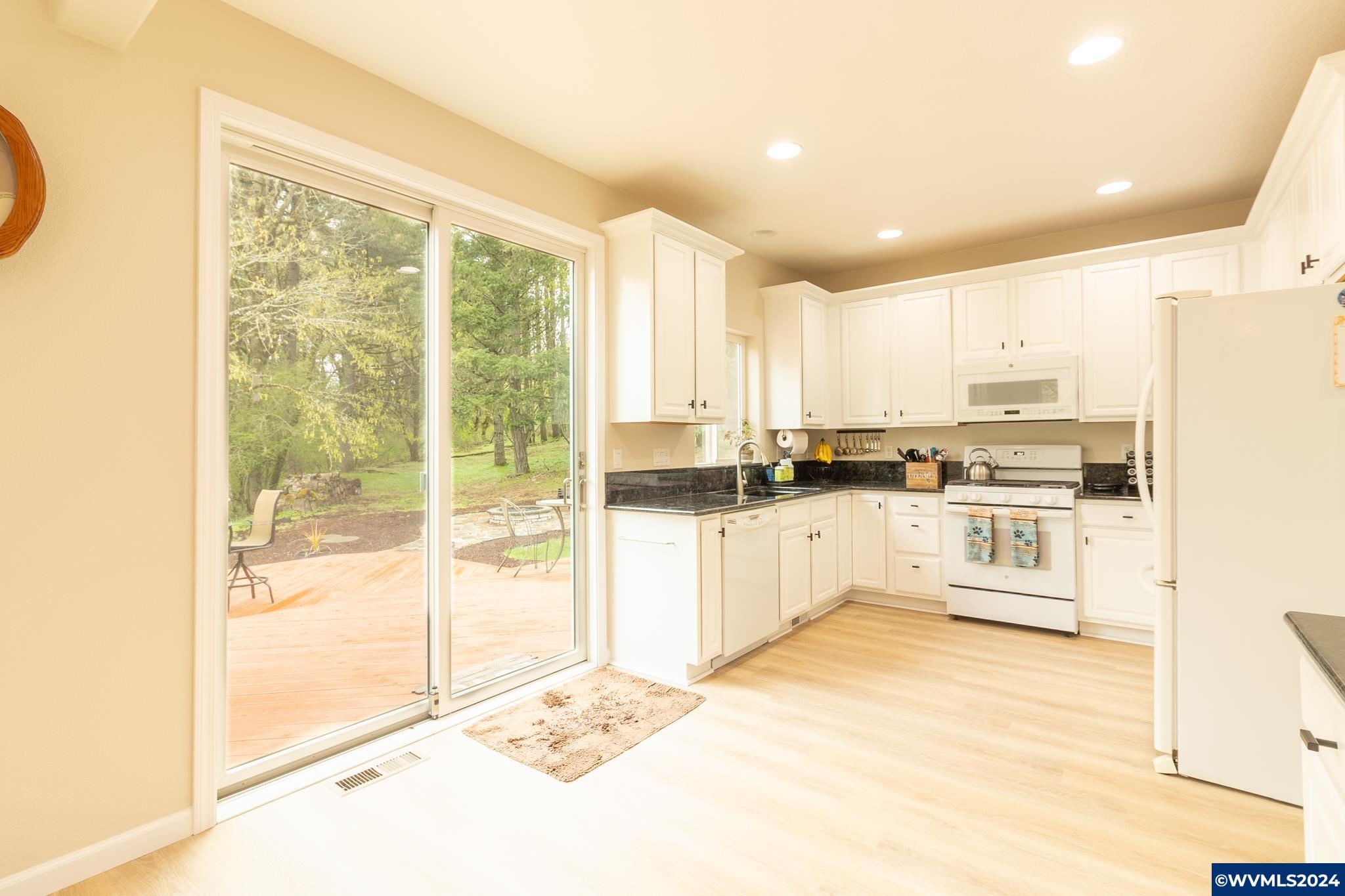 2407 Grice Hill Road Salem, OR 97304 - Photo 14 of 42 Gallery Image 14