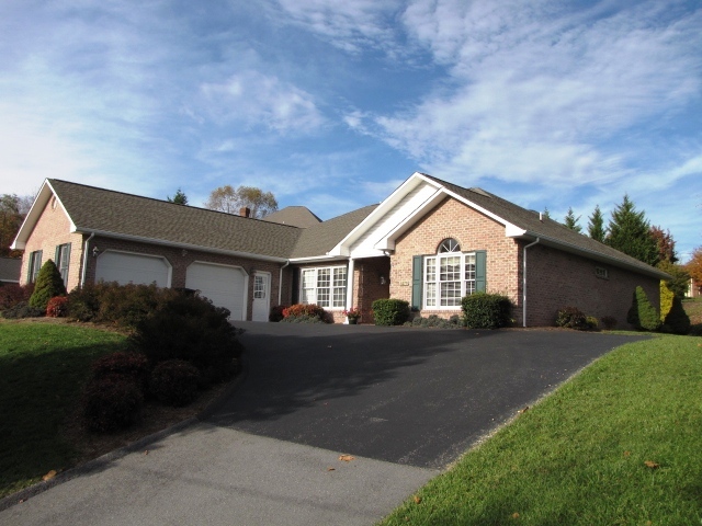 8277 Olsen Road Roanoke, VA 24019 - Photo 1 of 43 Olsen 049