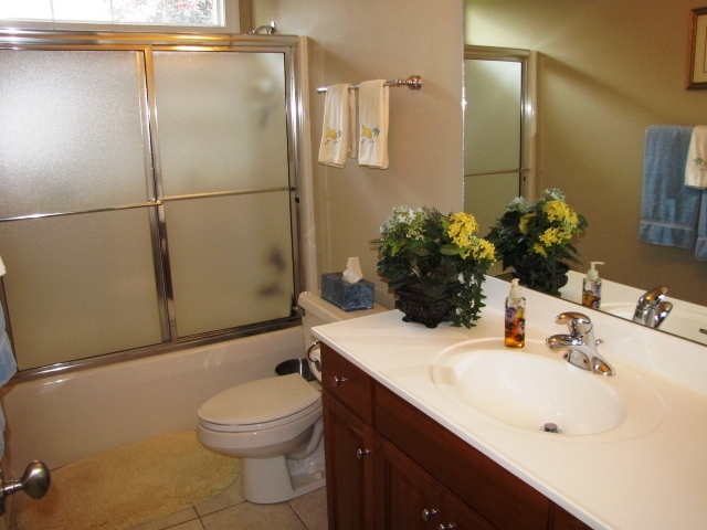 8277 Olsen Road Roanoke, VA 24019 - Photo 18 of 43 olsen 012