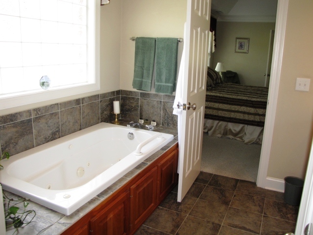 8277 Olsen Road Roanoke, VA 24019 - Photo 28 of 43 olsen 026
