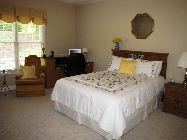 8277 Olsen Road Roanoke, VA 24019 - Photo 4 of 43 olsen 013