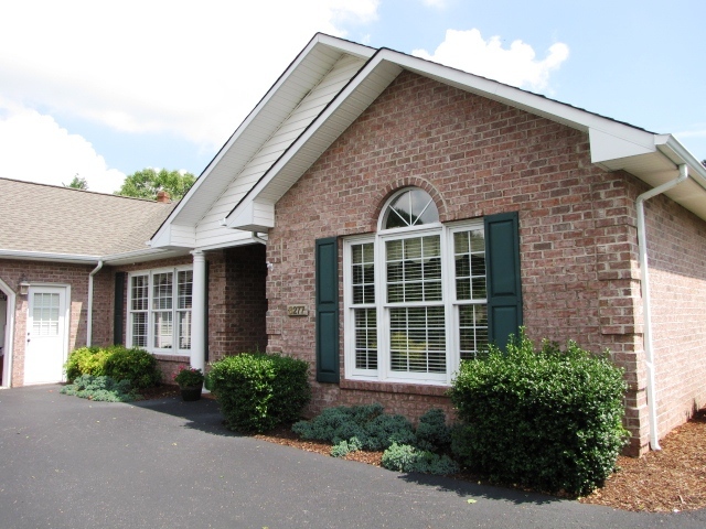 8277 Olsen Road Roanoke, VA 24019 - Photo 37 of 43 olsen 039