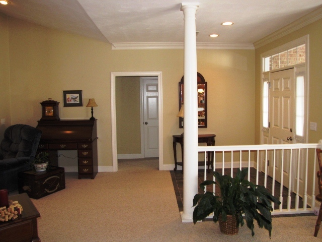 8277 Olsen Road Roanoke, VA 24019 - Photo 9 of 43 olsen 003