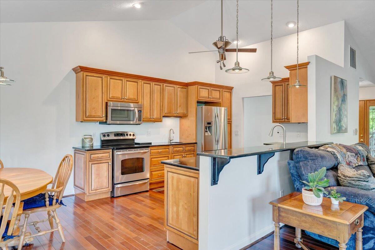 106 Diamond Road Salem, VA 24153 - Photo 10 of 51 017-MIB08640