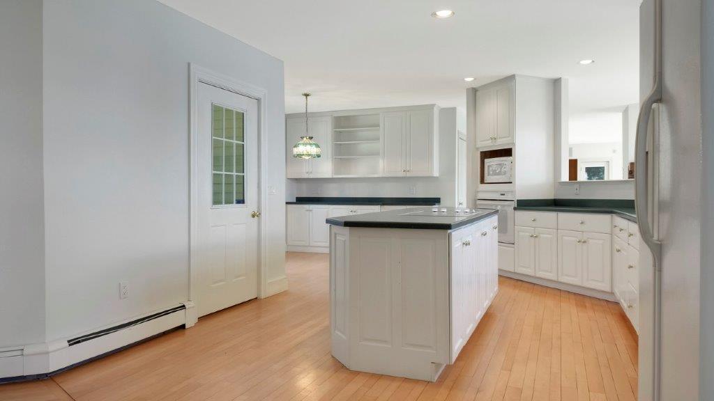 40 Silver Beach Road Manchester, ME 04351 - Photo 28 of 54 27