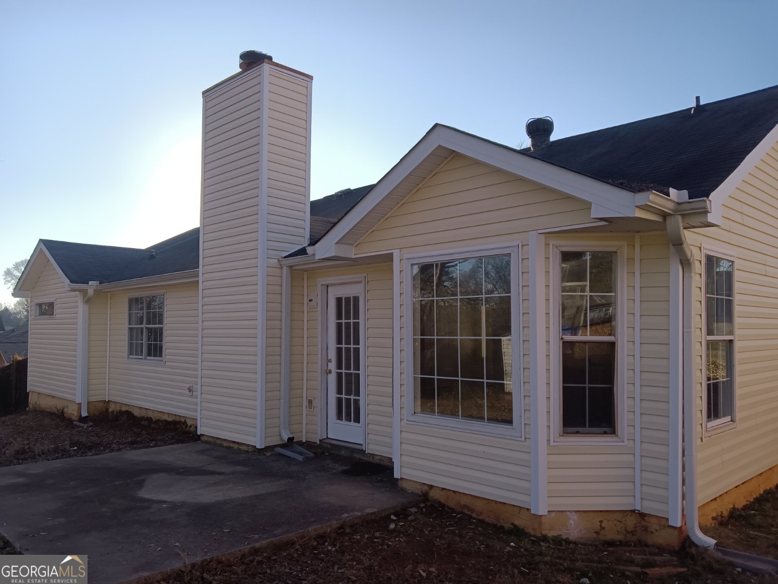 3668 Paddington Trail Rex, GA 30273 - Photo 7 of 21 a view of a house with wooden fence