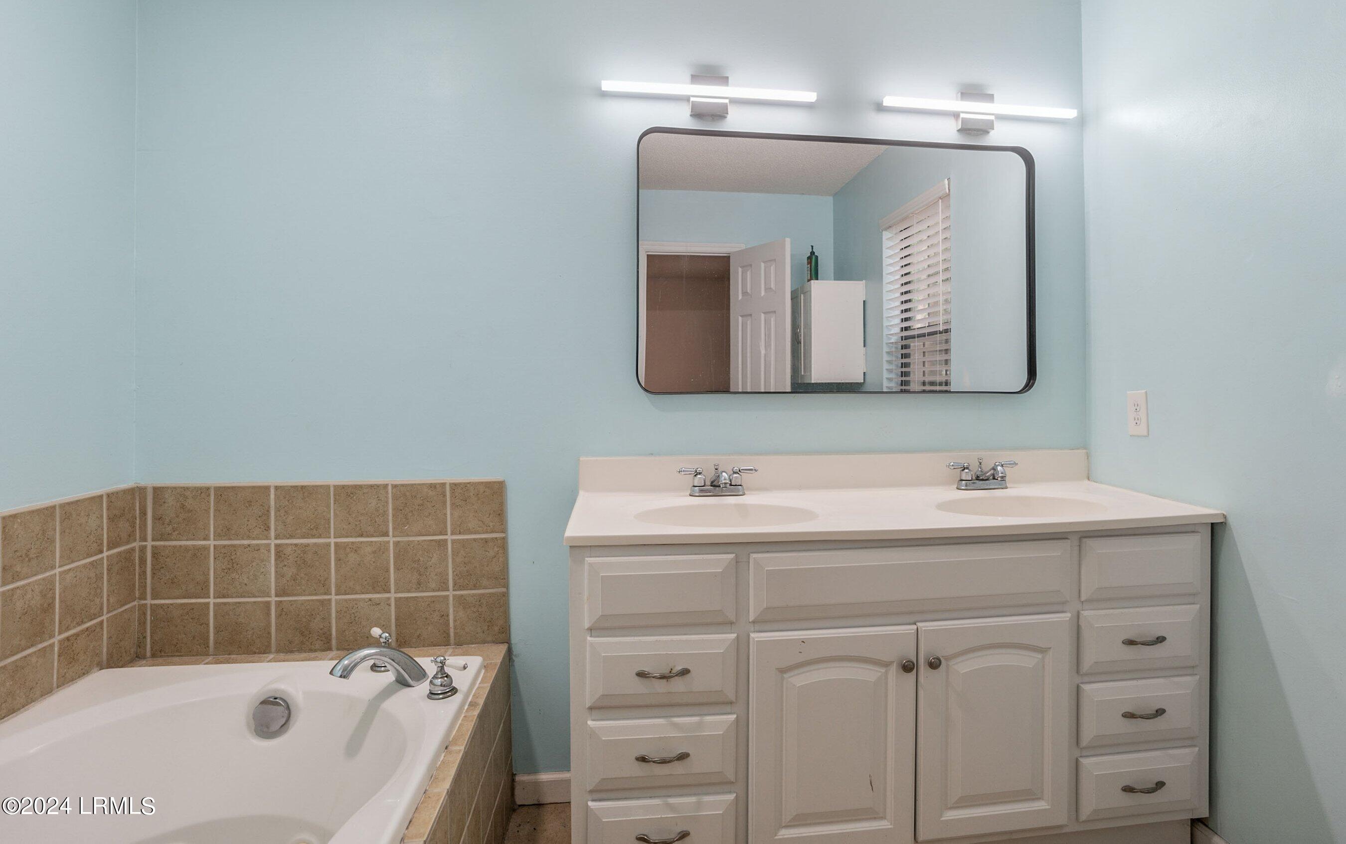 68 Stuart Point Road Seabrook, SC 29940 - Photo 12 of 35 DSC06628-78-1.jpg-SMALL