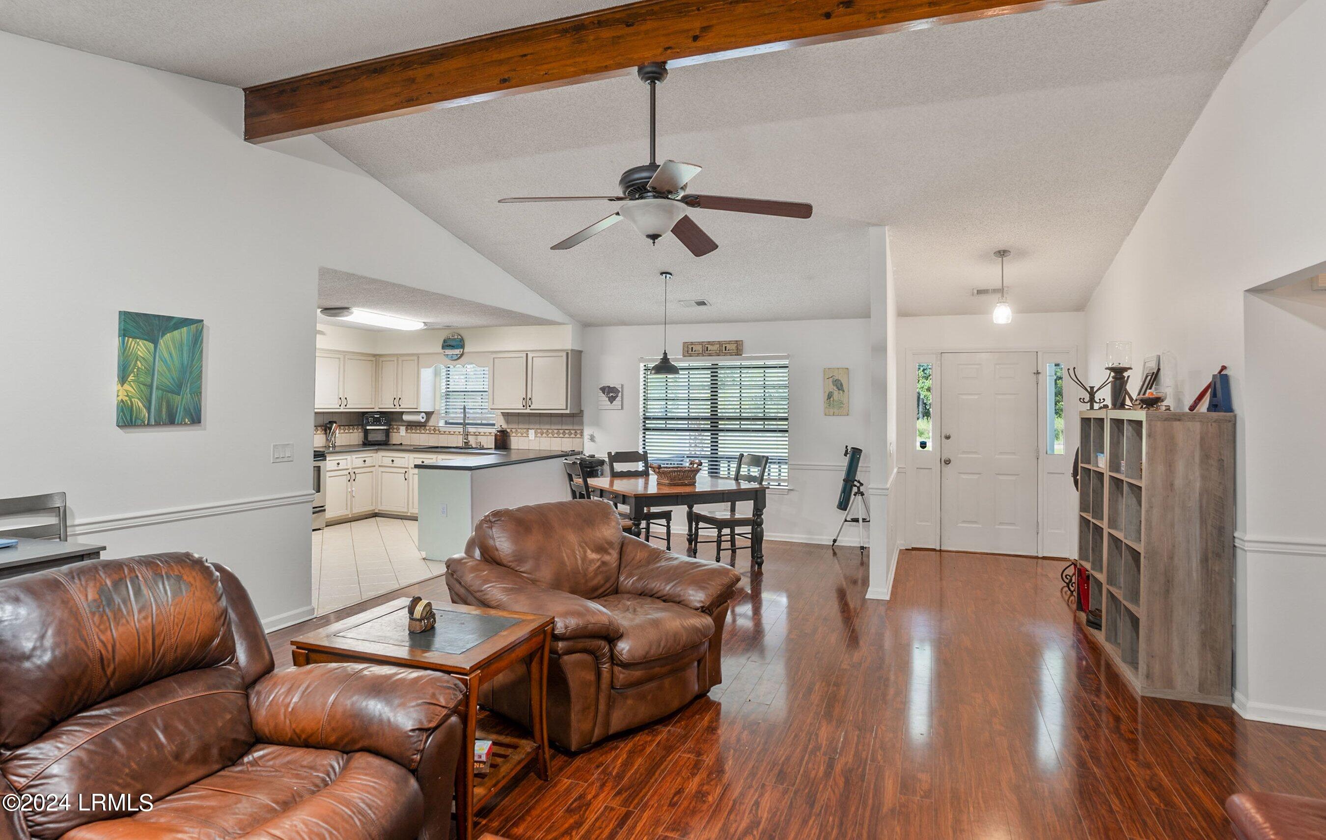 68 Stuart Point Road Seabrook, SC 29940 - Photo 6 of 35 DSC06615-65-1.jpg-SMALL