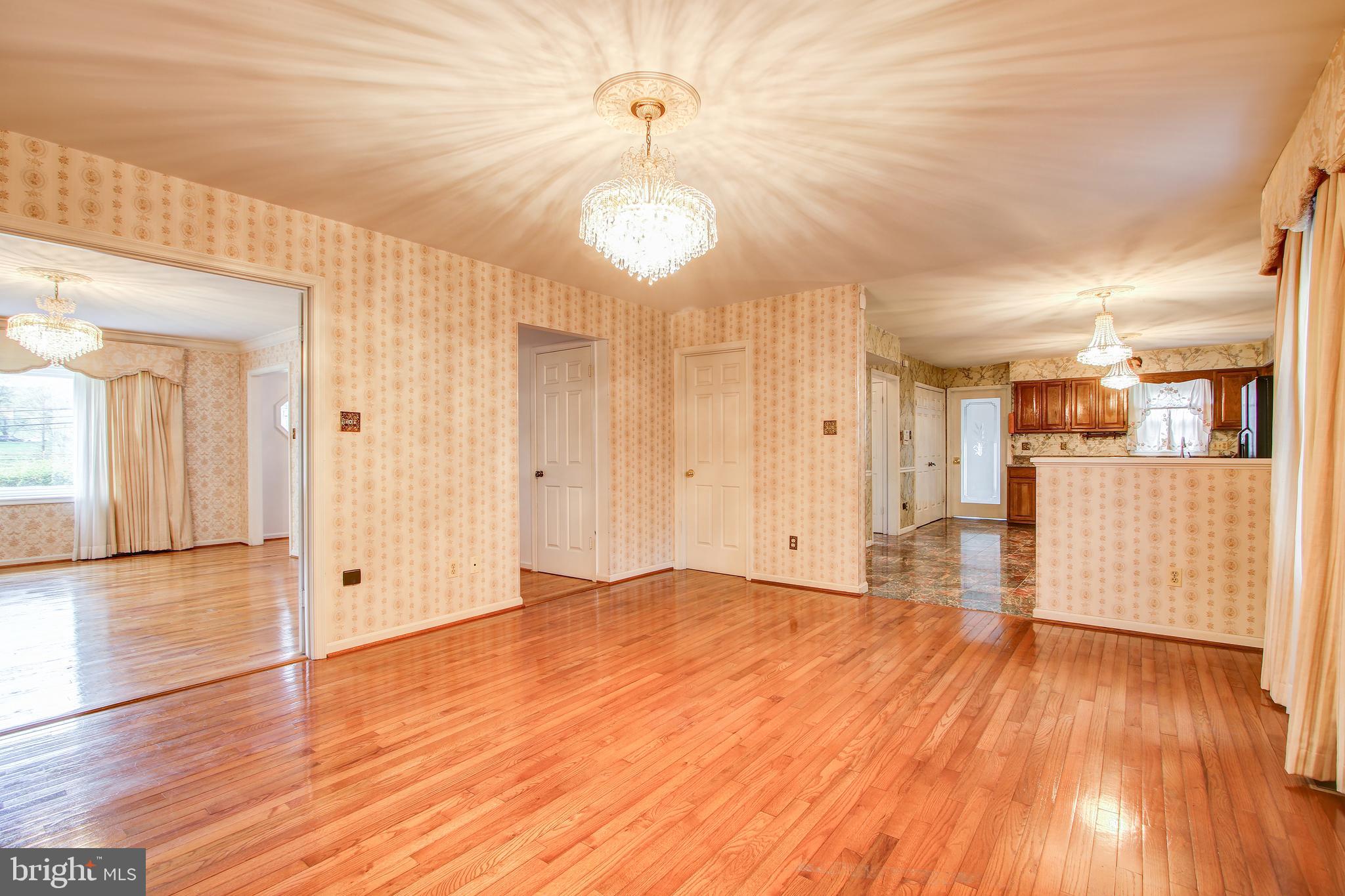 18510 Goshen Road Gaithersburg, MD 20879 - Photo 8 of 27 Gallery Image 8