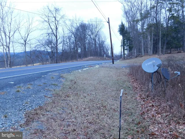 a view of a outdoor space