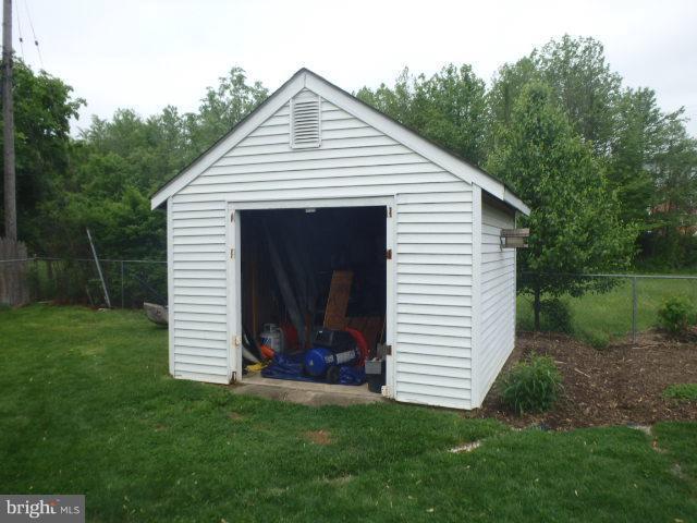 810 Beards Hill Road Aberdeen, MD 21001 - Photo 3 of 13 STORAGE SHED
