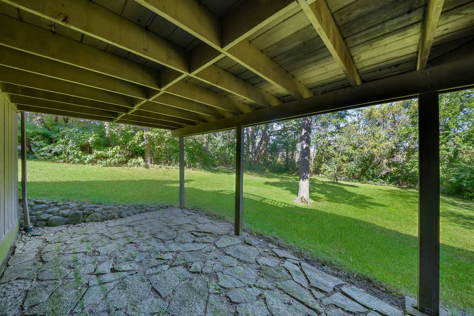28W710 Indian Knoll Road West Chicago, IL 60185 - Photo 28 of 38 Gallery Image 28