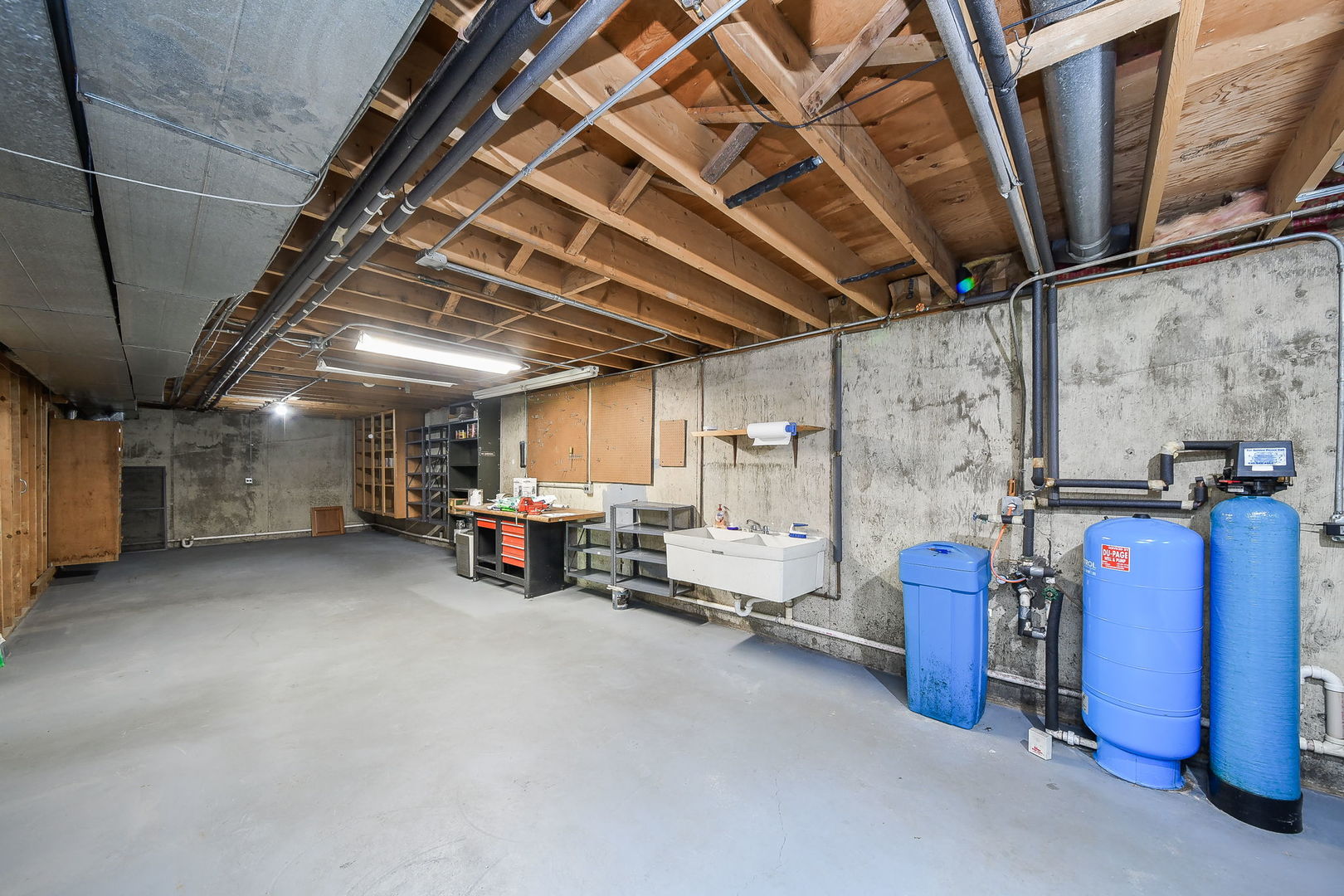 28W710 Indian Knoll Road West Chicago, IL 60185 - Photo 31 of 38 Gallery Image 31