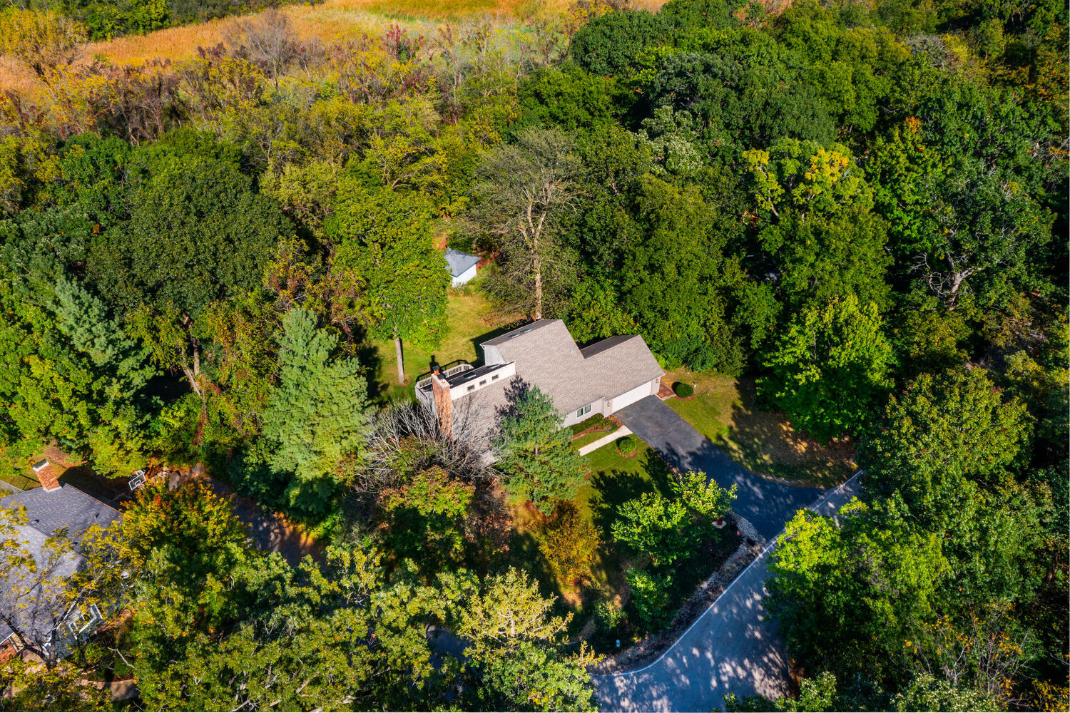 28W710 Indian Knoll Road West Chicago, IL 60185 - Photo 38 of 38 Gallery Image 38