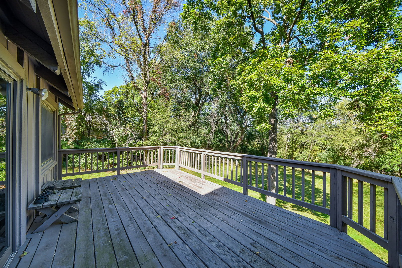 28W710 Indian Knoll Road West Chicago, IL 60185 - Photo 7 of 38 Gallery Image 7