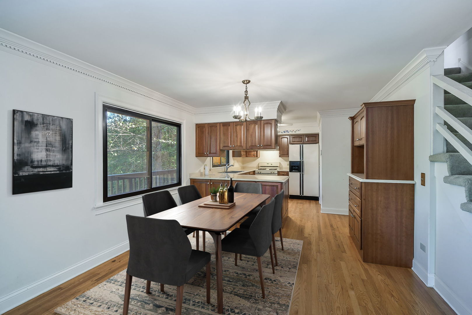 28W710 Indian Knoll Road West Chicago, IL 60185 - Photo 10 of 38 Gallery Image 10