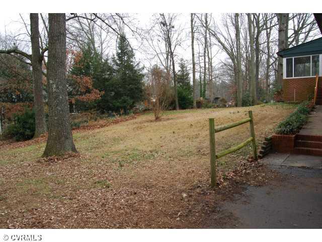 925 Ryder Road North Chesterfield, VA 23235 - Photo 12 of 17 Gallery Image 12