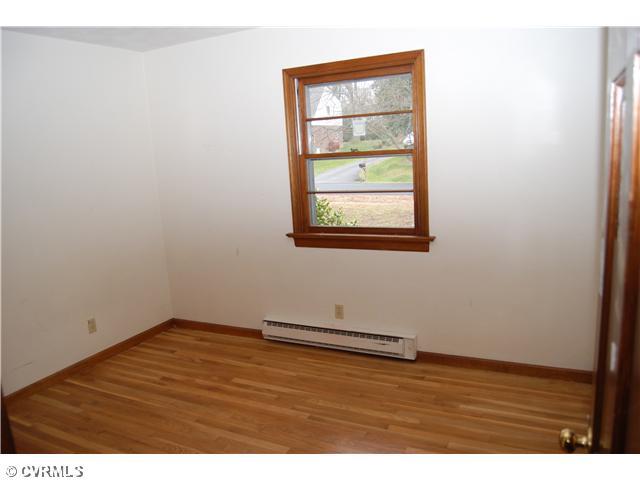 925 Ryder Road North Chesterfield, VA 23235 - Photo 16 of 17 Gallery Image 16