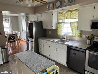 1662 Bay Ridge Road Edgewater, MD 21037 - Photo 6 of 19 Large open kitchen