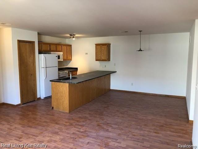 2234 Frazho Road Warren, MI 48091 - Photo 4 of 17