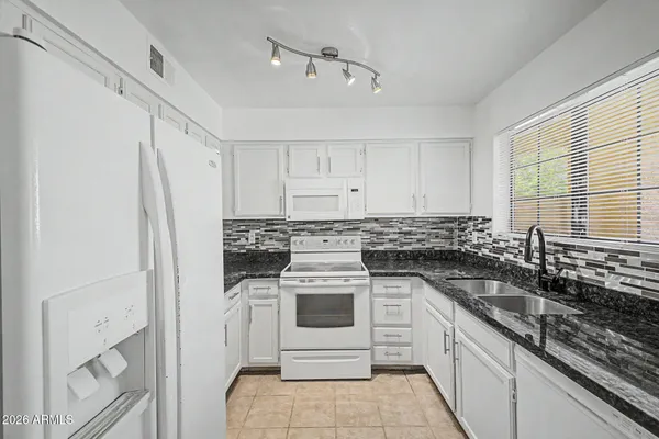 $250,000 | 455 South Mesa Drive, Unit 175, Mesa, AZ 85210