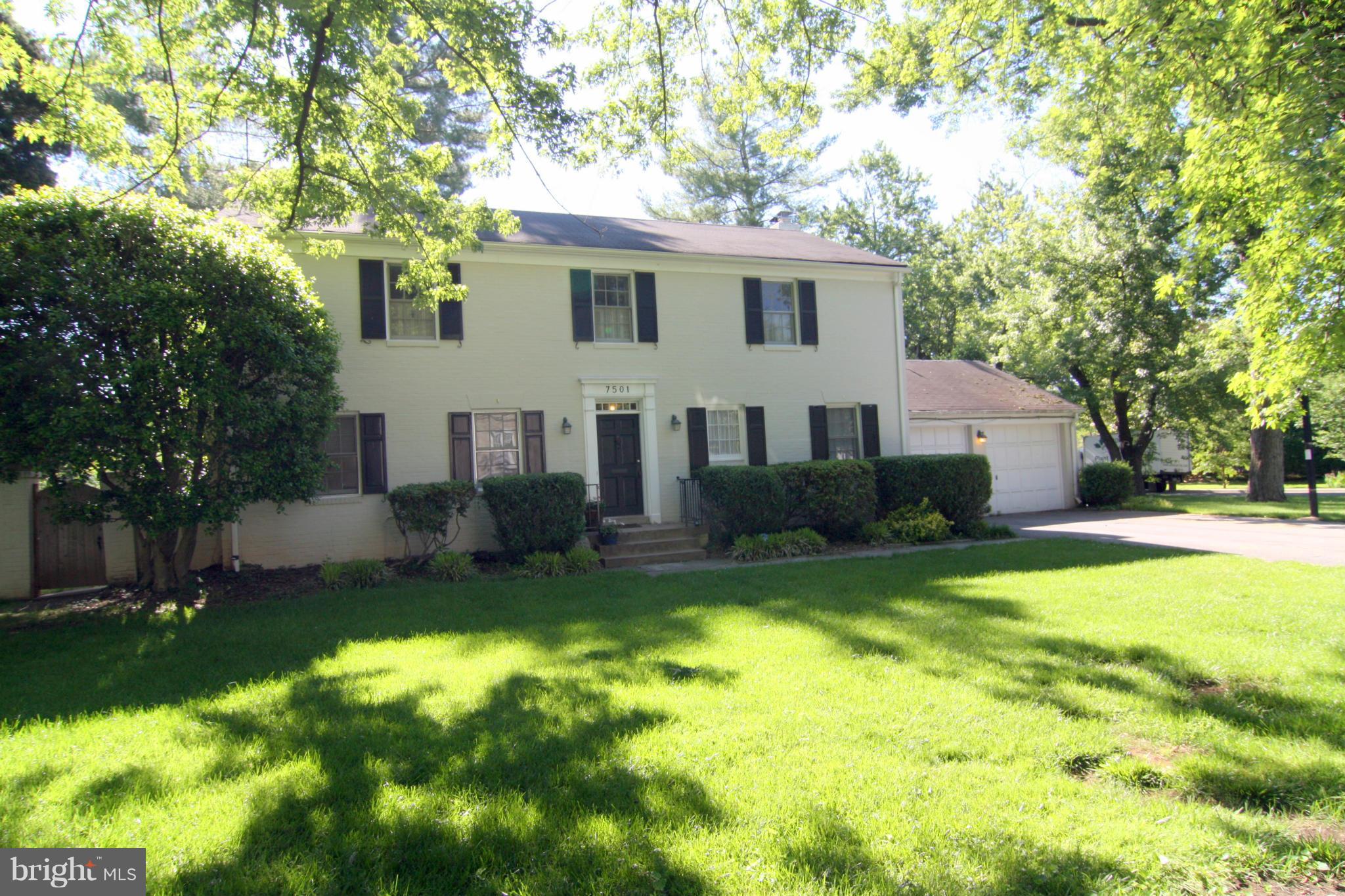 7501 Radnor Road Bethesda, MD 20817 - Photo 1 of 25 Exterior (Front)