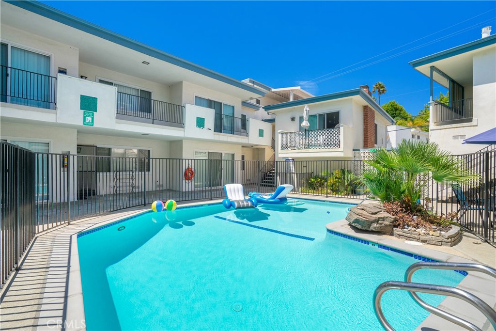 7749 St Bernard Street Playa del Rey, CA 90293 - Photo 3 of 36