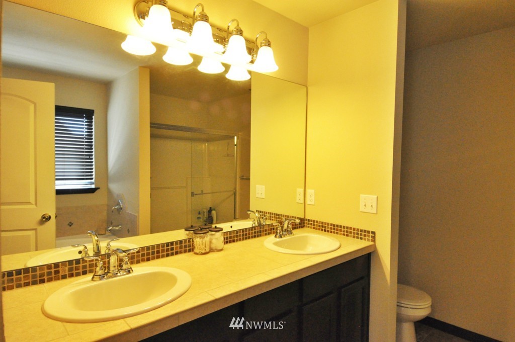 104 162nd Place Southeast, Unit LOT22 Bothell, WA 98012 - Photo 12 of 15 Gallery Image 12