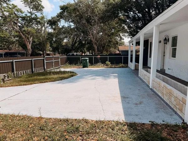 $2,500 | 4009 Deleuil Avenue, Tampa, FL 33610