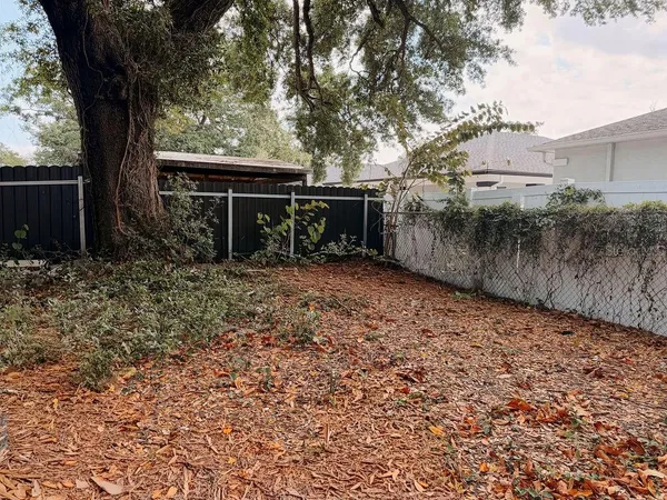 $2,500 | 4009 Deleuil Avenue, Tampa, FL 33610