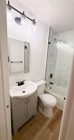 $2,500 | 4009 Deleuil Avenue, Tampa, FL 33610