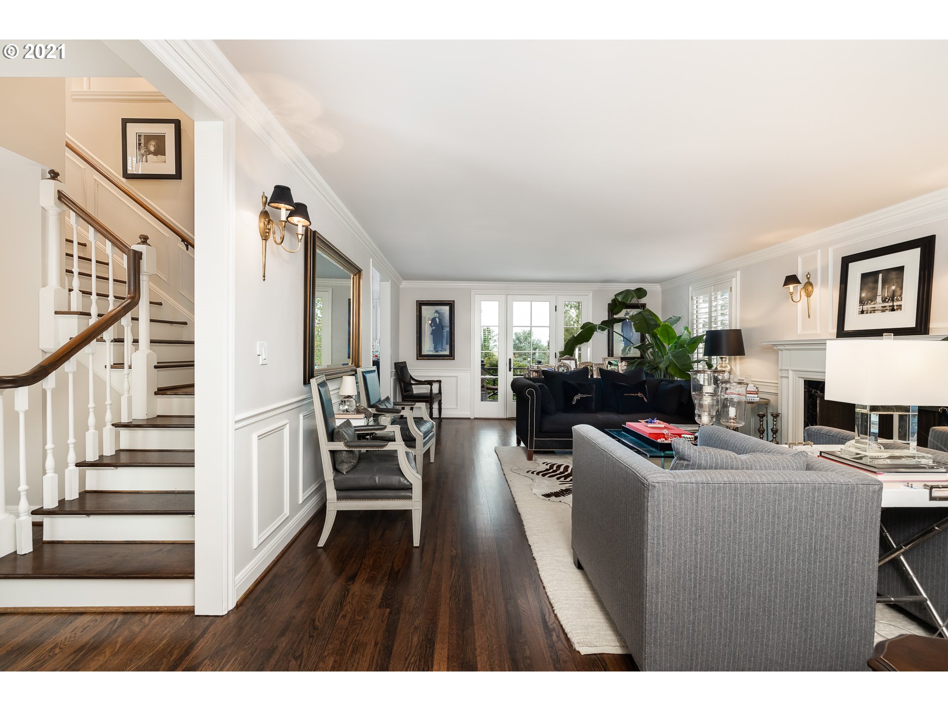 2430 South Military Road Portland, OR 97219 - Photo 3 of 32 Gallery Image 3