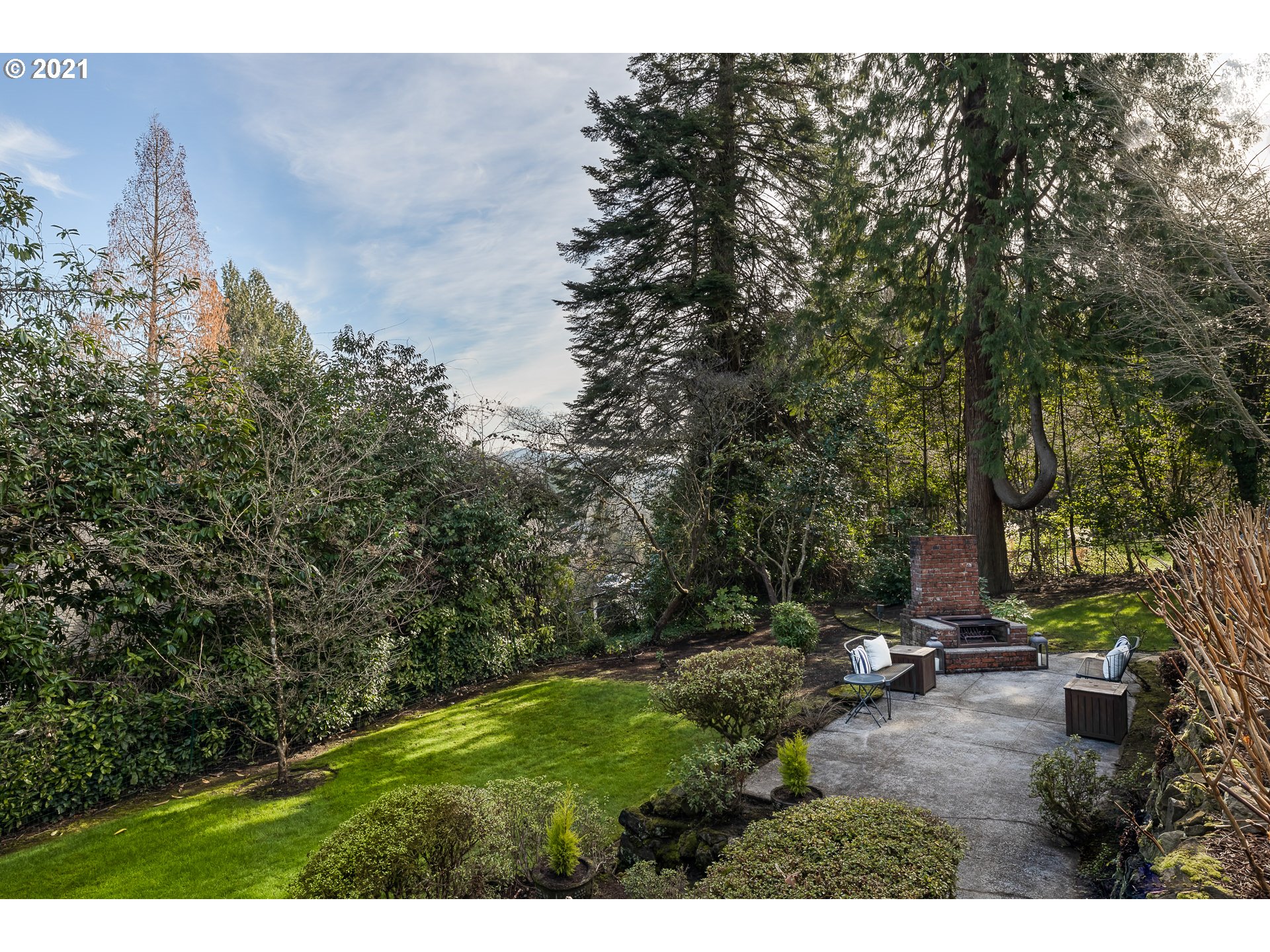 2430 South Military Road Portland, OR 97219 - Photo 31 of 32 Gallery Image 31