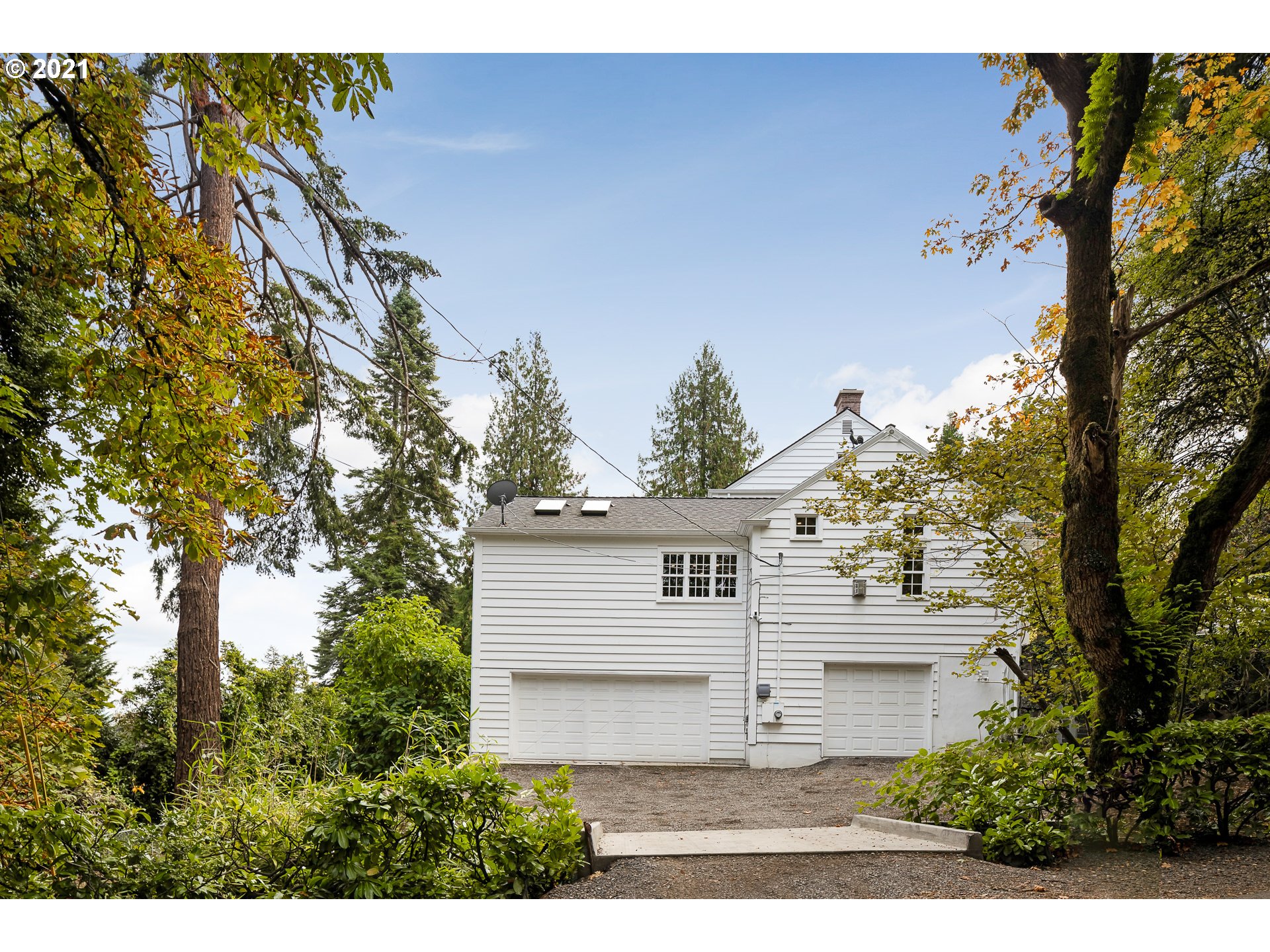 2430 South Military Road Portland, OR 97219 - Photo 32 of 32 Gallery Image 32