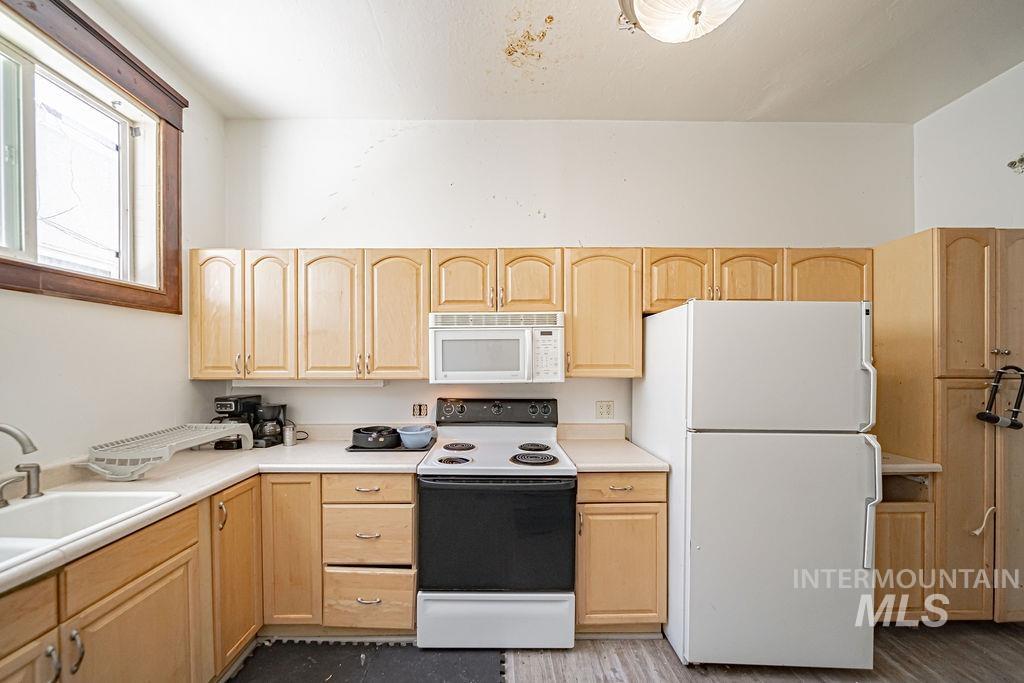 310 East Center Street Pocatello, ID 83201 - Photo 38 of 50