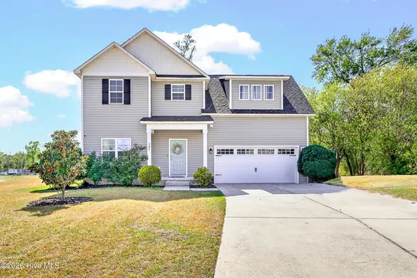 $320,000 | 304 Maidstone Drive, Richlands, NC 28574